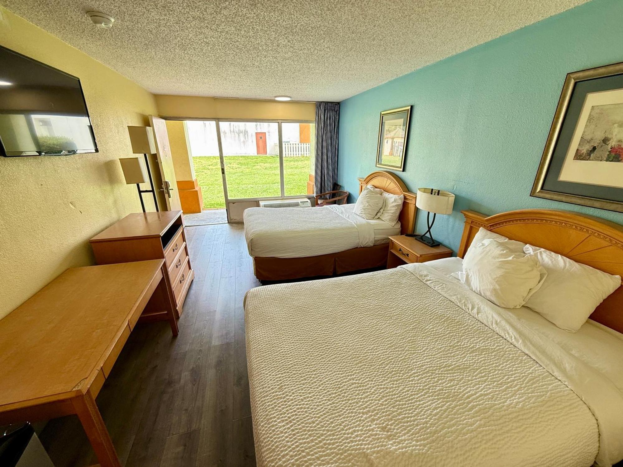 Days Inn By Wyndham Ruther Glen Kings Dominion Area Exterior photo